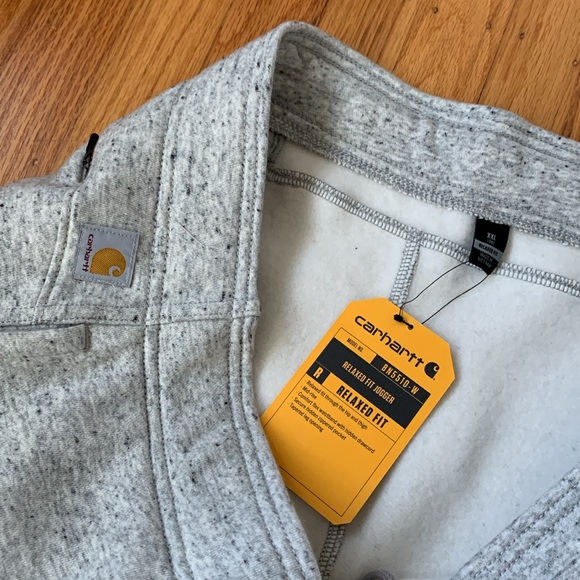 ❤️SOLD❤️Women’s carhartt relaxed fit joggers! NWT - Picture 3 of 5